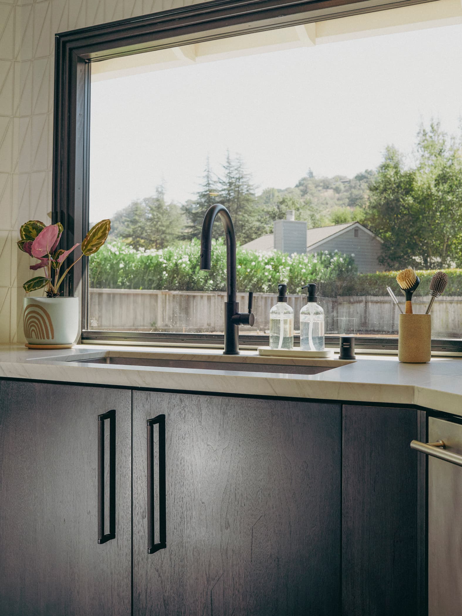 Lafayette Kitchen — photograph 1